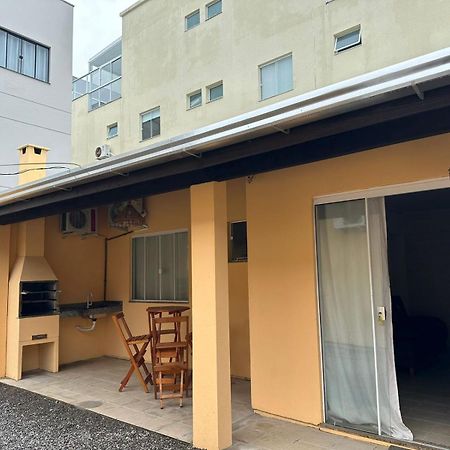 Casa Entre Dois Mares - Casa Laranja Villa Bombinhas Eksteriør bilde
